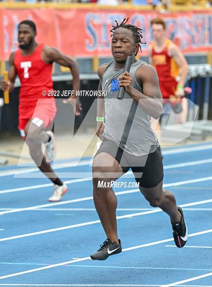Thumbnail 3 in NCHSAA 1A/4A Track & Field Championship photogallery.