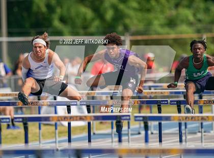 Thumbnail 3 in NCHSAA 1A/4A Track & Field Championship photogallery.