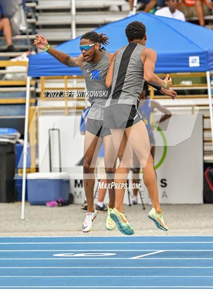 Thumbnail 1 in NCHSAA 1A/4A Track & Field Championship photogallery.
