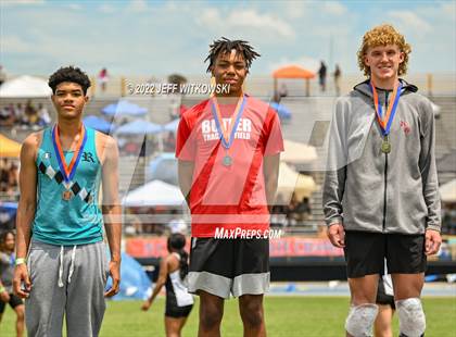 Thumbnail 3 in NCHSAA 1A/4A Track & Field Championship photogallery.