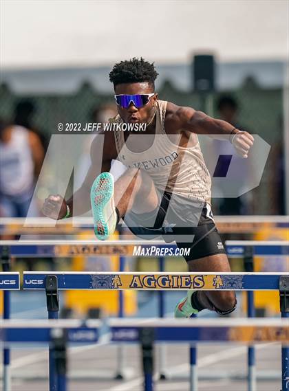 Thumbnail 3 in NCHSAA 1A/4A Track & Field Championship photogallery.