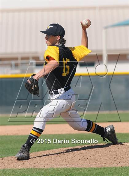 Thumbnail 2 in Mesa vs Marcos de Niza (Game on Germann) photogallery.
