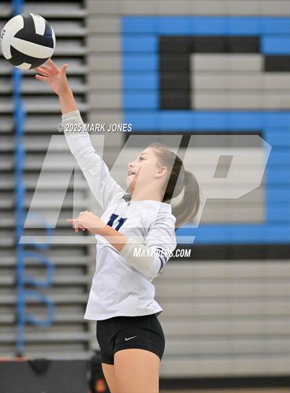 Thumbnail 1 in Willow Canyon vs. Odyssey Institute (Wolves Classic Volleyball Tournament) photogallery.