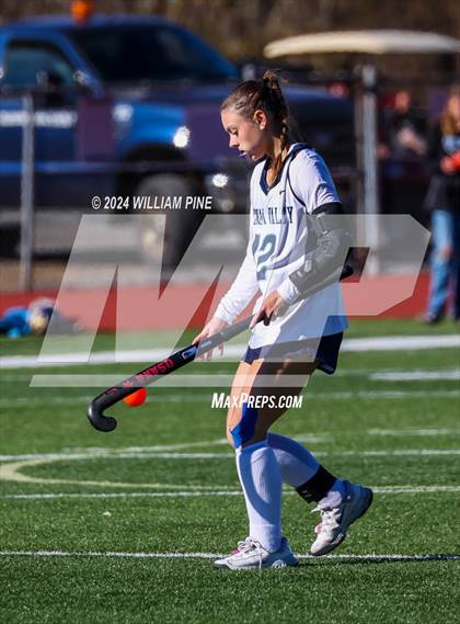 Thumbnail 2 in Putnam Valley vs. Rondout Valley (NYSPHSAA Class C Regional Final) photogallery.