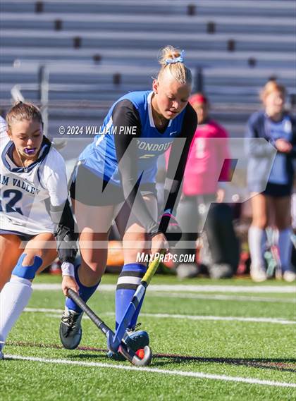Thumbnail 2 in Putnam Valley vs. Rondout Valley (NYSPHSAA Class C Regional Final) photogallery.