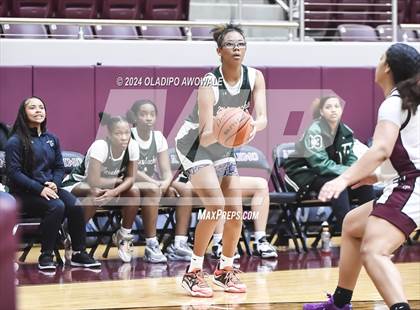 Thumbnail 2 in Waxahachie vs. Princeton (Wylie Girls Basketball Showcase) photogallery.