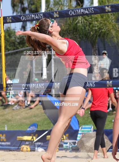 Thumbnail 2 in Cathedral Catholic vs. Torrey Pines (CIF SDS Open Division Final) photogallery.