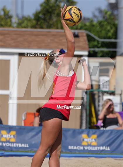 Thumbnail 1 in Cathedral Catholic vs. Torrey Pines (CIF SDS Open Division Final) photogallery.