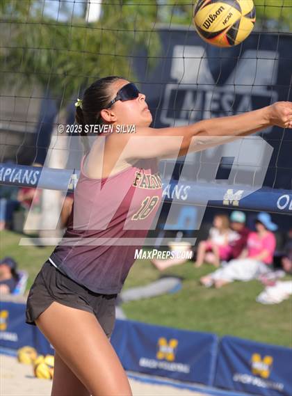 Thumbnail 3 in Cathedral Catholic vs. Torrey Pines (CIF SDS Open Division Final) photogallery.