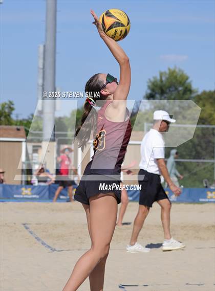 Thumbnail 2 in Cathedral Catholic vs. Torrey Pines (CIF SDS Open Division Final) photogallery.