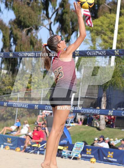Thumbnail 2 in Cathedral Catholic vs. Torrey Pines (CIF SDS Open Division Final) photogallery.