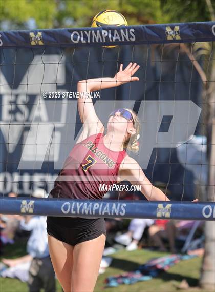 Thumbnail 1 in Cathedral Catholic vs. Torrey Pines (CIF SDS Open Division Final) photogallery.