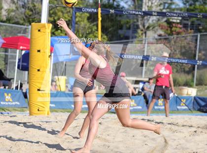 Thumbnail 1 in Cathedral Catholic vs. Torrey Pines (CIF SDS Open Division Final) photogallery.