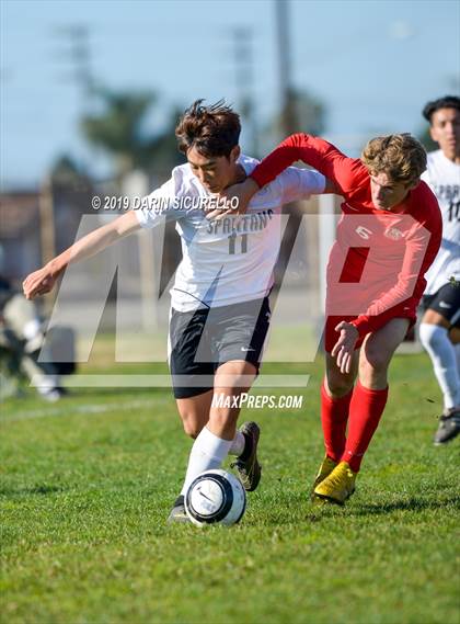 Thumbnail 3 in Villa Park vs. Redondo Union (Marina Tournament) photogallery.