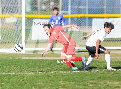 Thumbnail 3 in Villa Park vs. Redondo Union (Marina Tournament) photogallery.