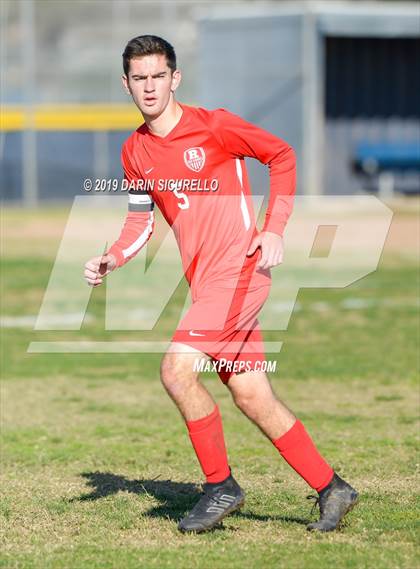 Thumbnail 2 in Villa Park vs. Redondo Union (Marina Tournament) photogallery.