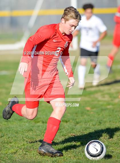 Thumbnail 1 in Villa Park vs. Redondo Union (Marina Tournament) photogallery.