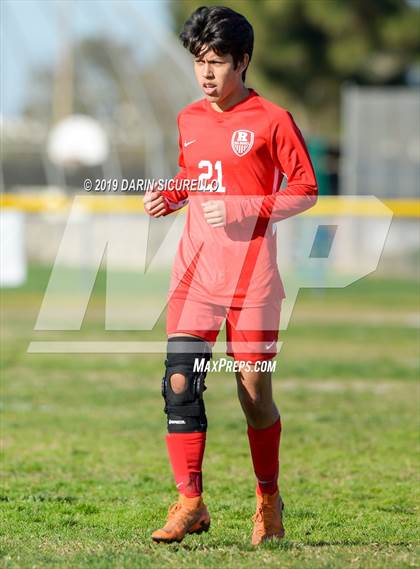 Thumbnail 3 in Villa Park vs. Redondo Union (Marina Tournament) photogallery.