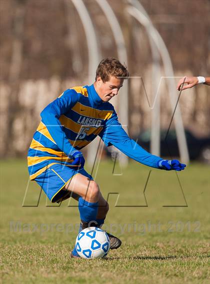 Thumbnail 2 in Lansing v Hoosick Falls (NYSPHSAA Class C Semifinal) photogallery.