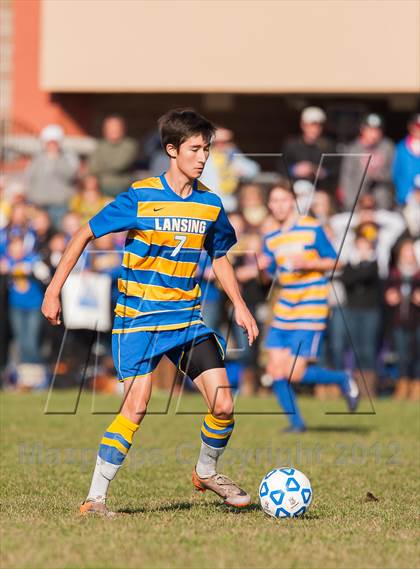 Thumbnail 3 in Lansing v Hoosick Falls (NYSPHSAA Class C Semifinal) photogallery.
