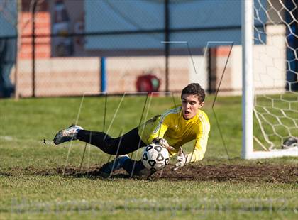 Thumbnail 1 in Lansing v Hoosick Falls (NYSPHSAA Class C Semifinal) photogallery.
