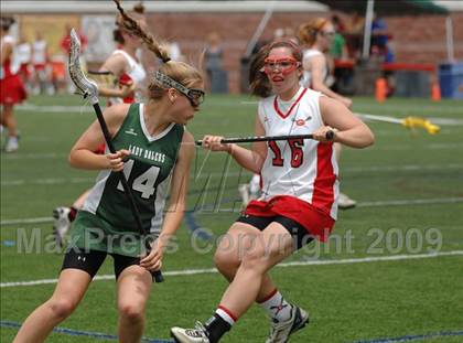 Thumbnail 1 in Farmingdale vs. Guilderland (NYSPHSAA Class A Final) photogallery.