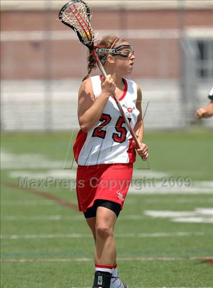 Thumbnail 2 in Farmingdale vs. Guilderland (NYSPHSAA Class A Final) photogallery.