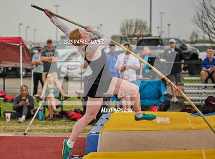 Thumbnail 2 in CCISD Ruben C Jordan Relays (Pole Vault) photogallery.