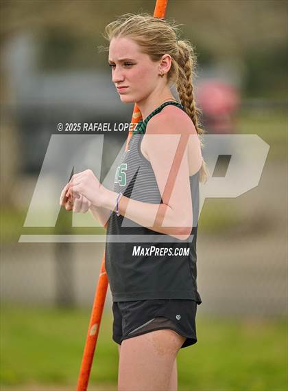 Thumbnail 1 in CCISD Ruben C Jordan Relays (Pole Vault) photogallery.