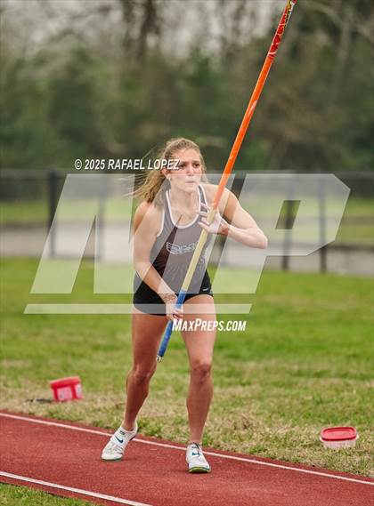 Thumbnail 1 in CCISD Ruben C Jordan Relays (Pole Vault) photogallery.
