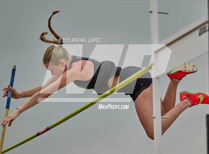 Thumbnail 3 in CCISD Ruben C Jordan Relays (Pole Vault) photogallery.