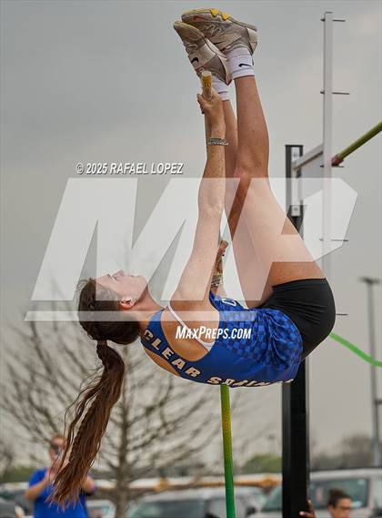 Thumbnail 3 in CCISD Ruben C Jordan Relays (Pole Vault) photogallery.