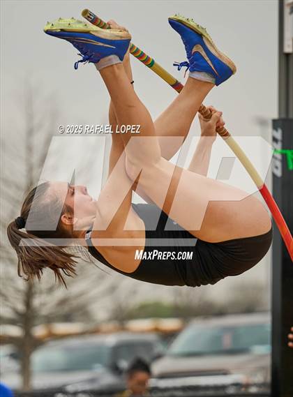 Thumbnail 3 in CCISD Ruben C Jordan Relays (Pole Vault) photogallery.
