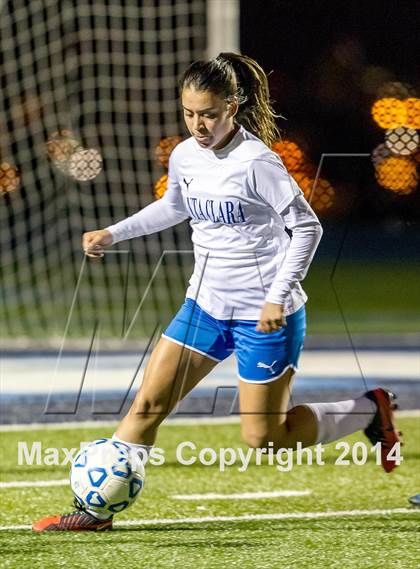 Thumbnail 2 in Santa Teresa vs. Santa Clara (CIF CCS D1 Semifinal) photogallery.