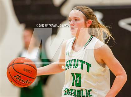 Thumbnail 1 in Duchesne @ Skutt Catholic photogallery.