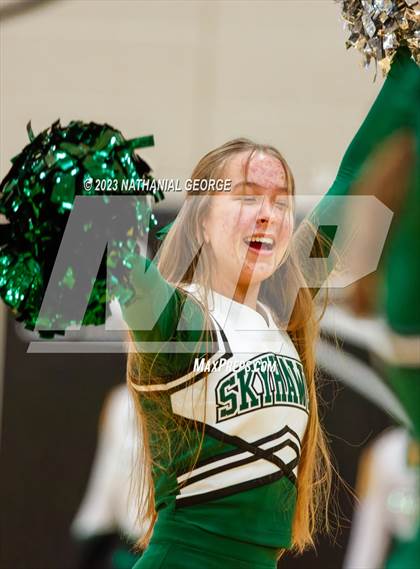 Thumbnail 3 in Duchesne @ Skutt Catholic photogallery.