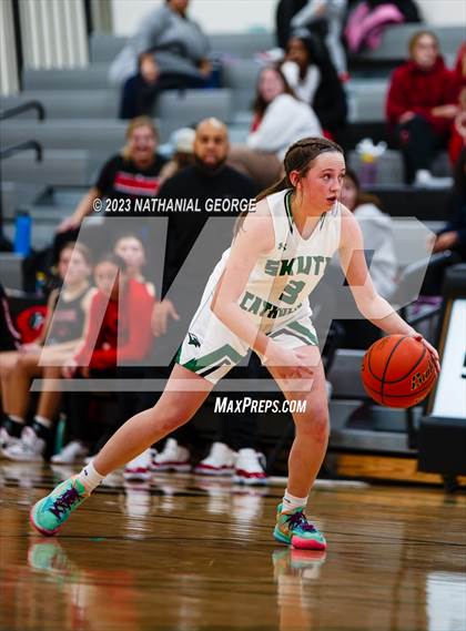 Thumbnail 1 in Duchesne @ Skutt Catholic photogallery.