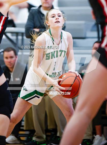 Thumbnail 3 in Duchesne @ Skutt Catholic photogallery.