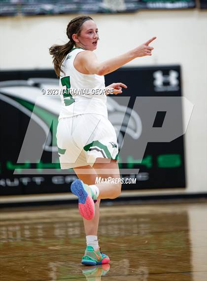 Thumbnail 3 in Duchesne @ Skutt Catholic photogallery.