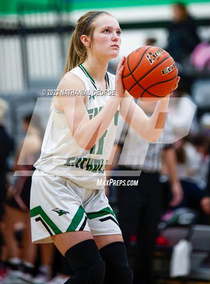 Thumbnail 3 in Duchesne @ Skutt Catholic photogallery.