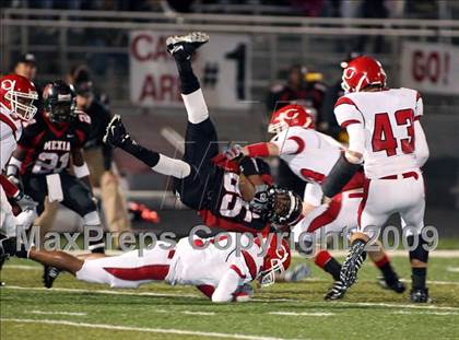 Thumbnail 3 in Mexia vs. Carthage (Texas 3A Region III Area Playoffs) photogallery.