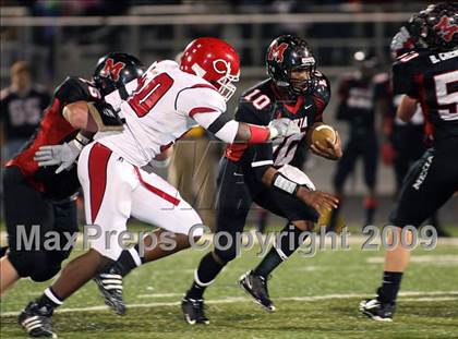 Thumbnail 1 in Mexia vs. Carthage (Texas 3A Region III Area Playoffs) photogallery.