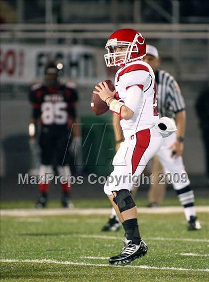Thumbnail 2 in Mexia vs. Carthage (Texas 3A Region III Area Playoffs) photogallery.