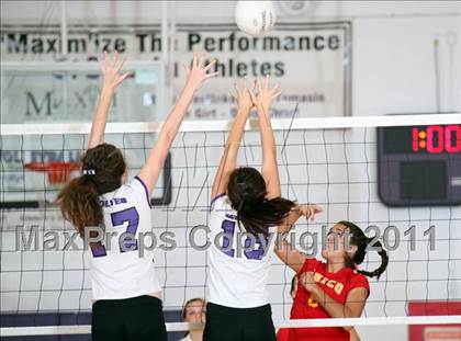 Thumbnail 3 in Chico @ Shasta photogallery.