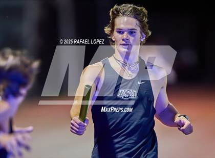 Thumbnail 1 in Eagle No Tax Relays (4x400M) photogallery.