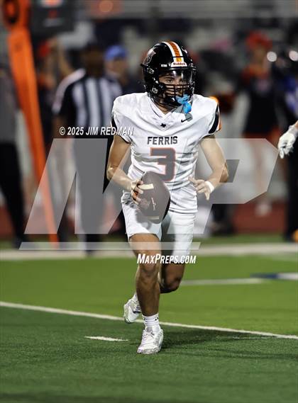 Thumbnail 1 in Ferris @ Wills Point photogallery.