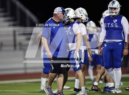 Thumbnail 1 in Ferris @ Wills Point photogallery.