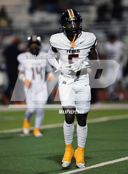 Thumbnail 1 in Ferris @ Wills Point photogallery.