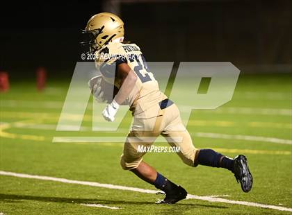 Thumbnail 2 in North Haven @ Platt photogallery.