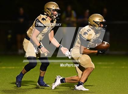 Thumbnail 1 in North Haven @ Platt photogallery.
